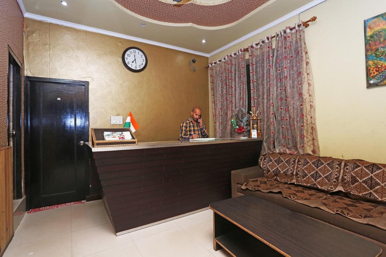 Hotel Sunita Almora Kültér fotó