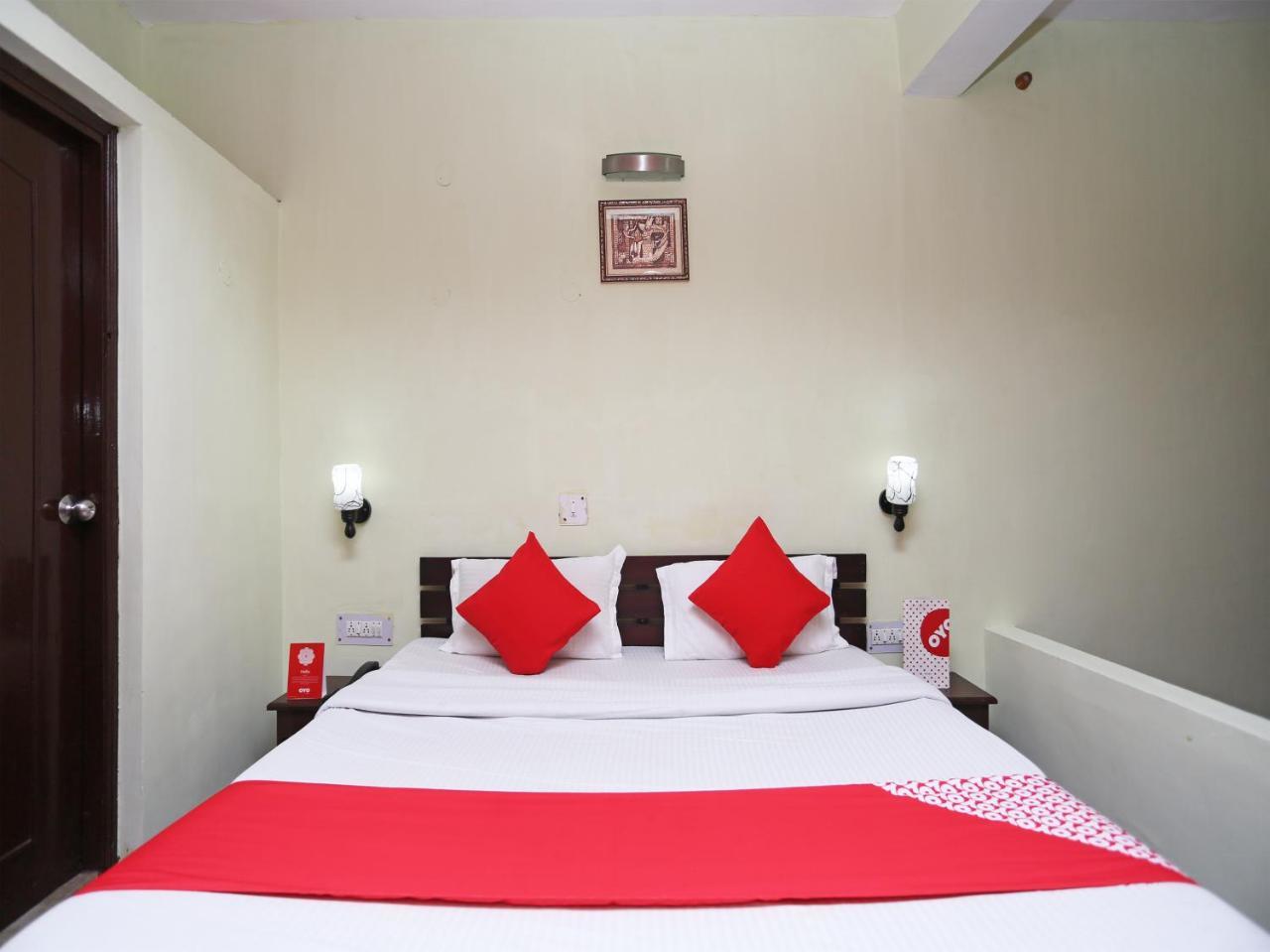 Hotel Sunita Almora Kültér fotó